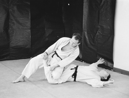 IFF Judo Hold 2 L