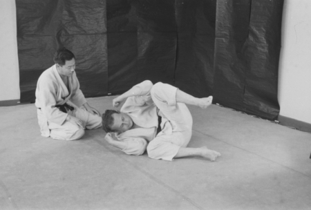 IFF Archive Image: IFF_Rolling_side_to_side_3