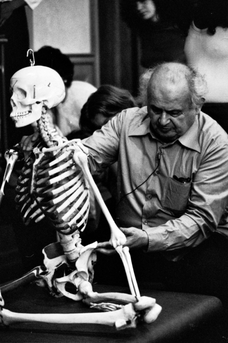 IFF Archive Image: IFF_San_Francisco_teaching_with_skeleton_3